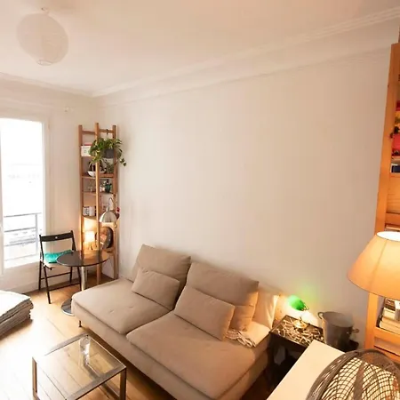 Beautiful And Luminous Apt In Paris 18 Apartment *