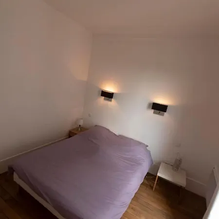 Beautiful And Luminous Apt In Paris 18 Paris